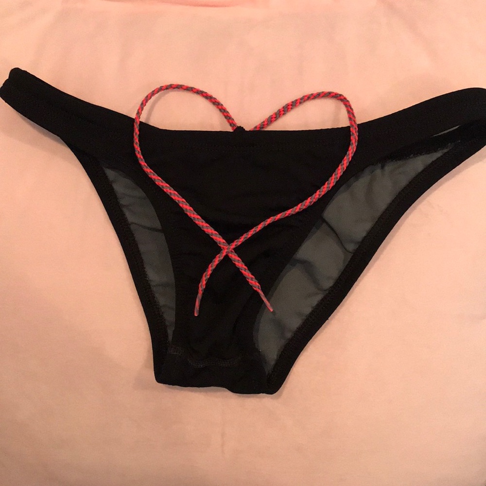 Black jolyn bottoms